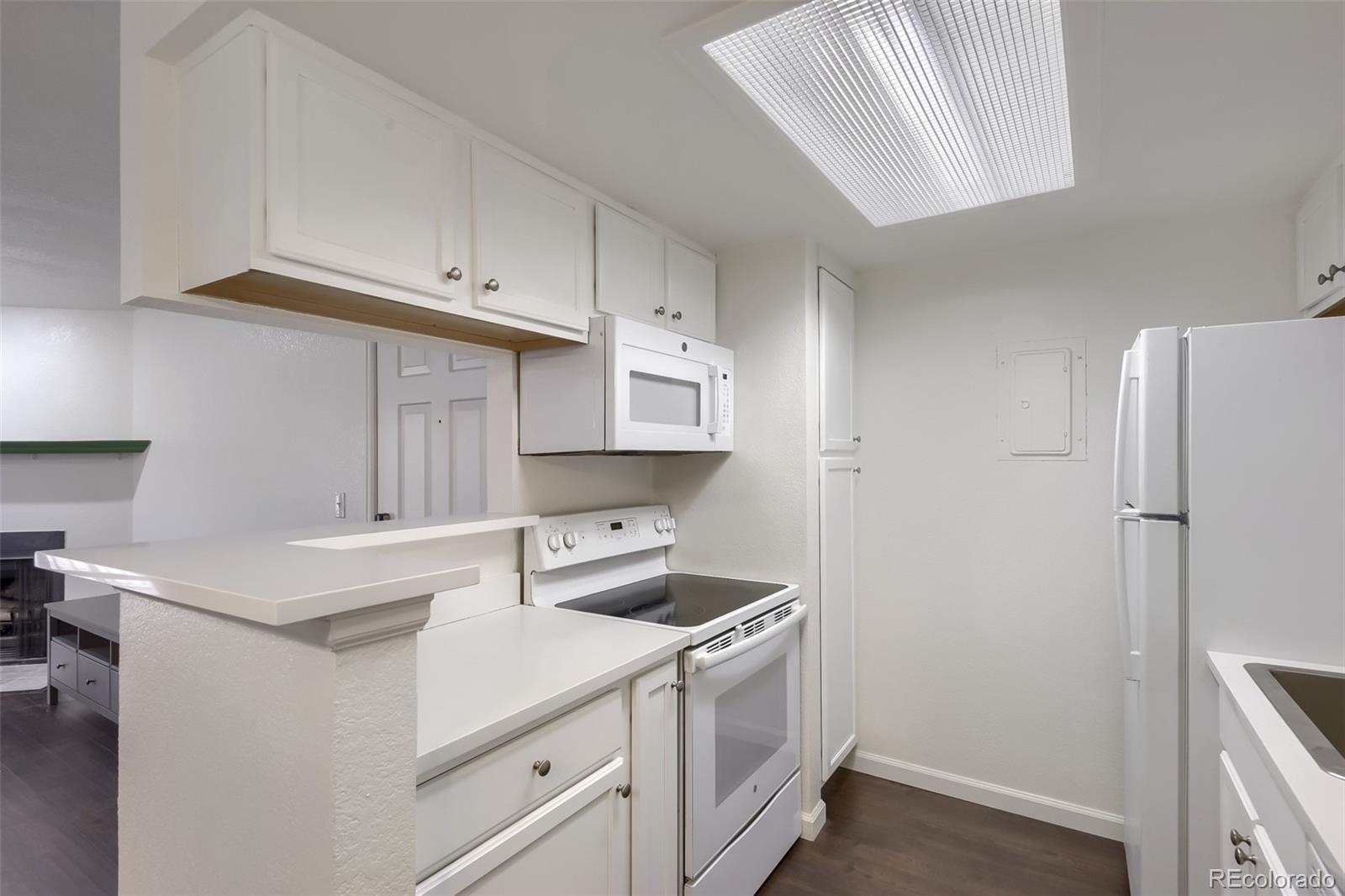 MLS Image #4 for 10273 e peakview avenue,englewood, Colorado