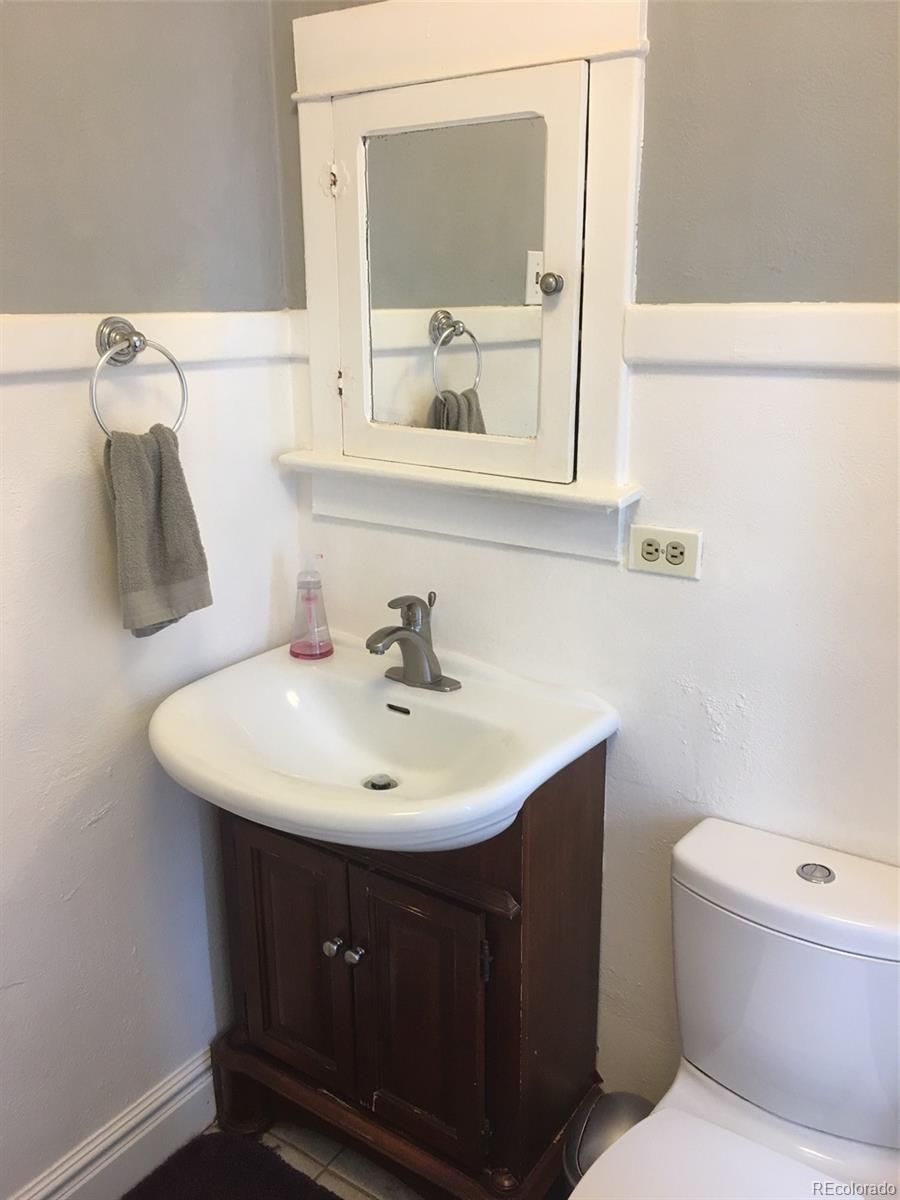 MLS Image #12 for 1859 s clarkson street,denver, Colorado
