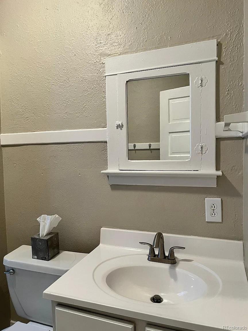 MLS Image #3 for 1859 s clarkson street,denver, Colorado