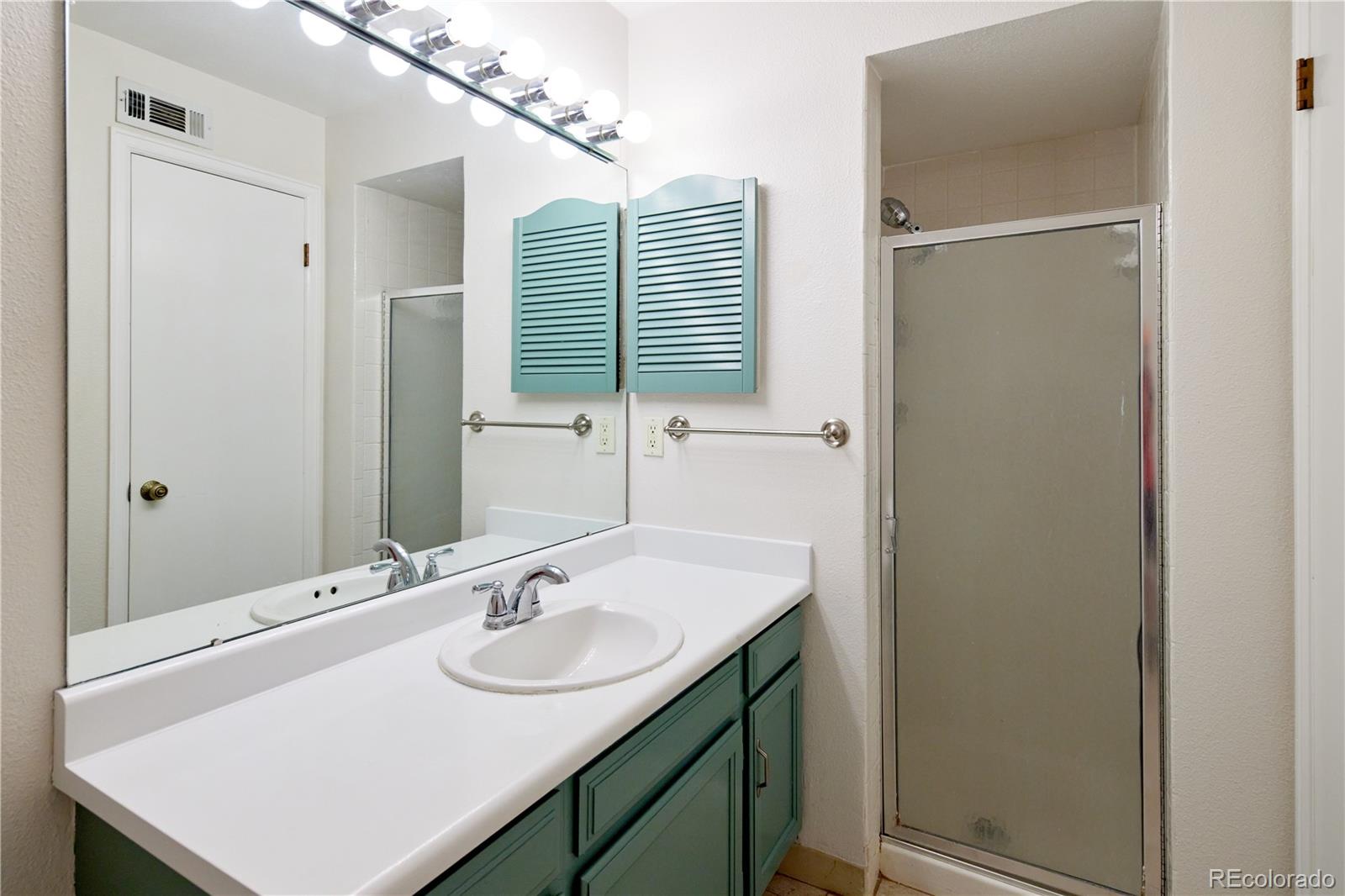 MLS Image #16 for 13950 e oxford place,aurora, Colorado