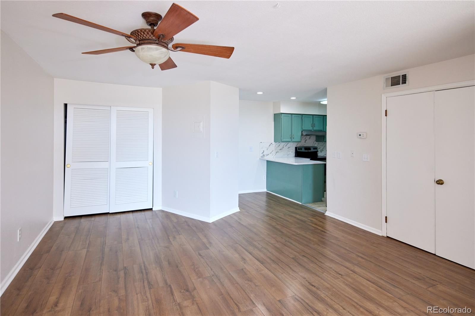 MLS Image #5 for 13950 e oxford place,aurora, Colorado