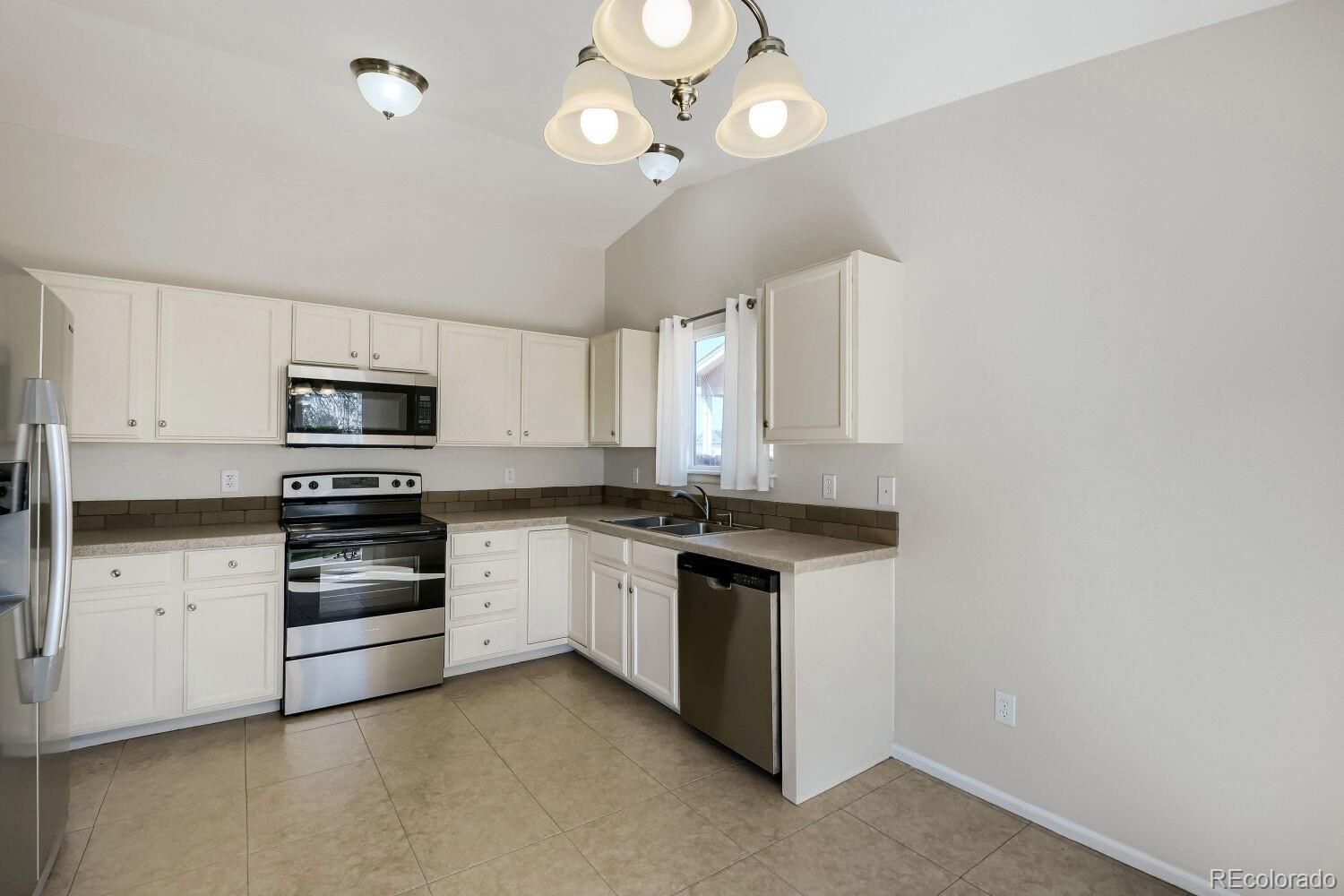 MLS Image #6 for 2510  cedar avenue,greeley, Colorado