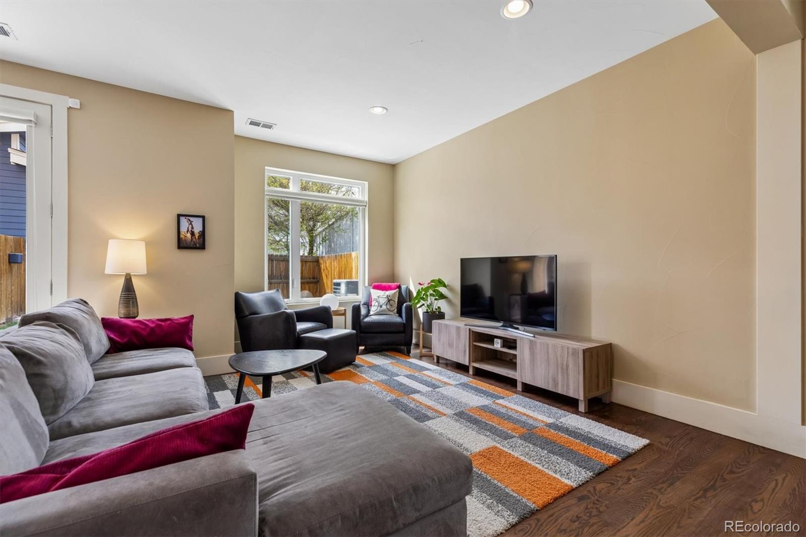 MLS Image #11 for 2661 s bannock street,denver, Colorado