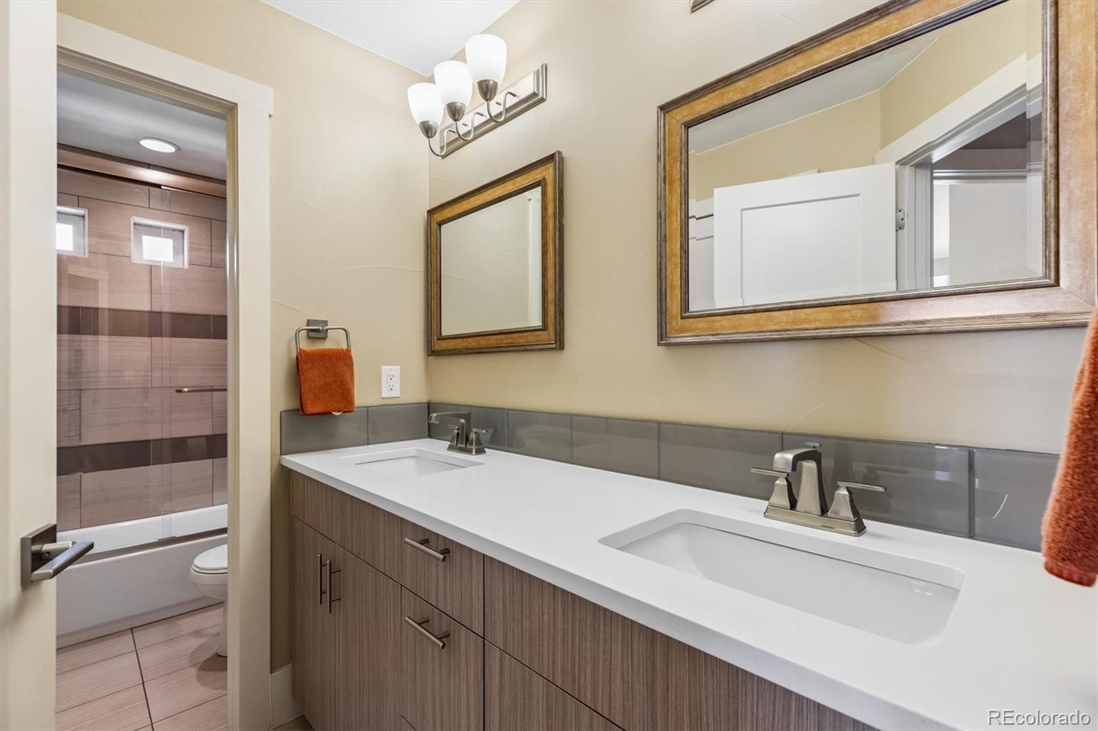 MLS Image #18 for 2661 s bannock street,denver, Colorado
