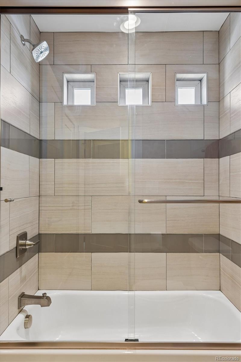 MLS Image #19 for 2661 s bannock street,denver, Colorado