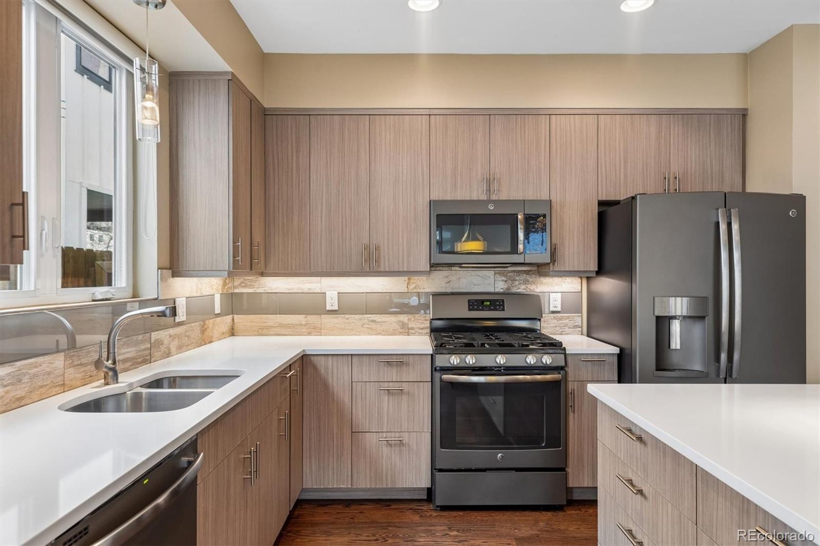 MLS Image #7 for 2661 s bannock street,denver, Colorado