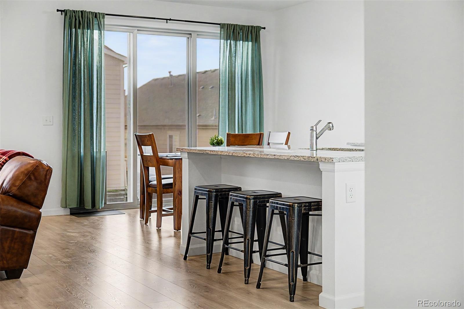 MLS Image #17 for 121 s vandriver way,aurora, Colorado