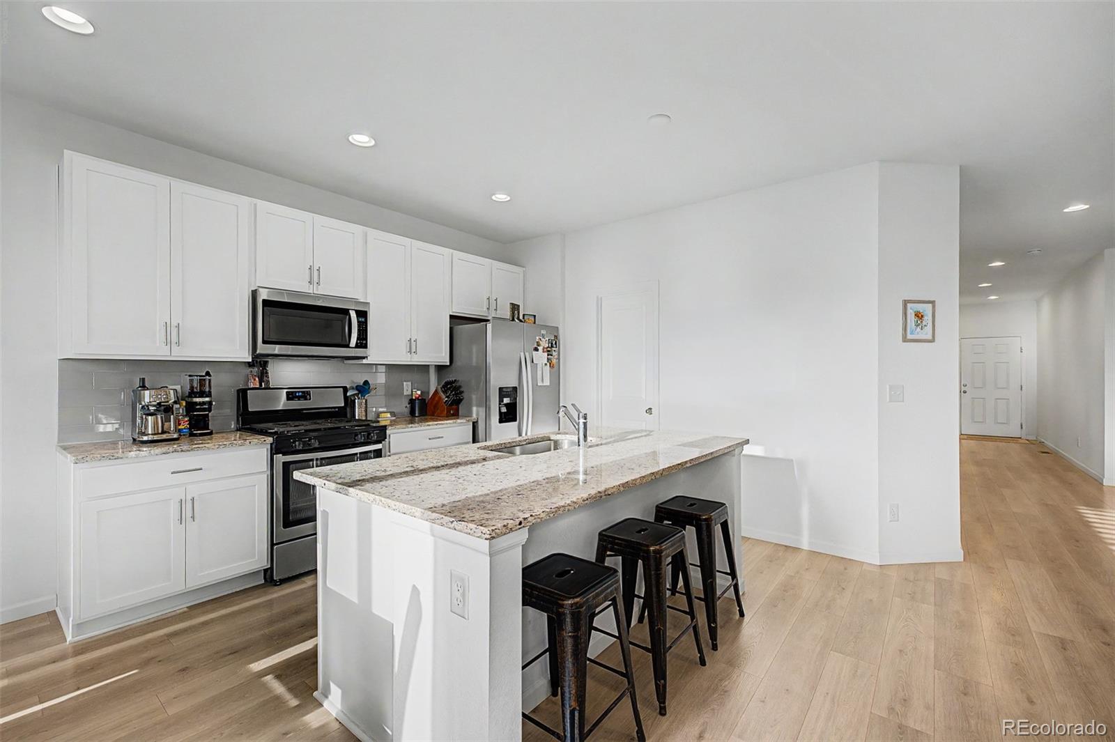 MLS Image #19 for 121 s vandriver way,aurora, Colorado