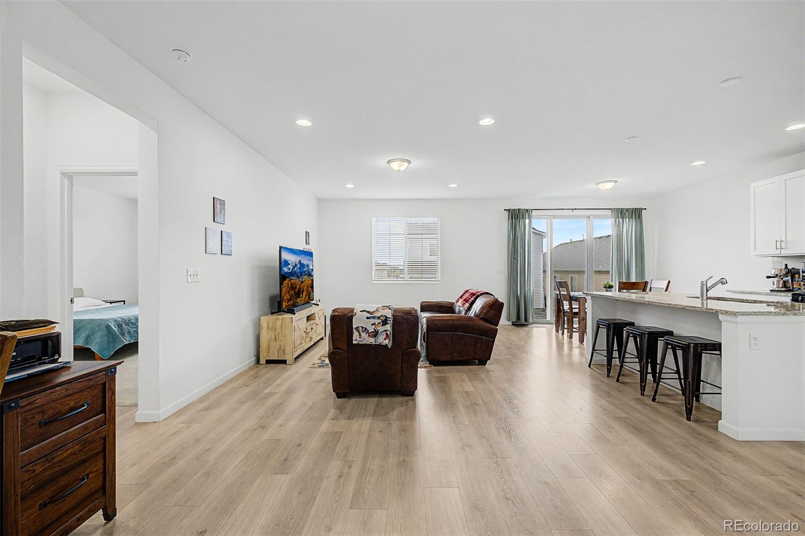MLS Image #6 for 121 s vandriver way,aurora, Colorado