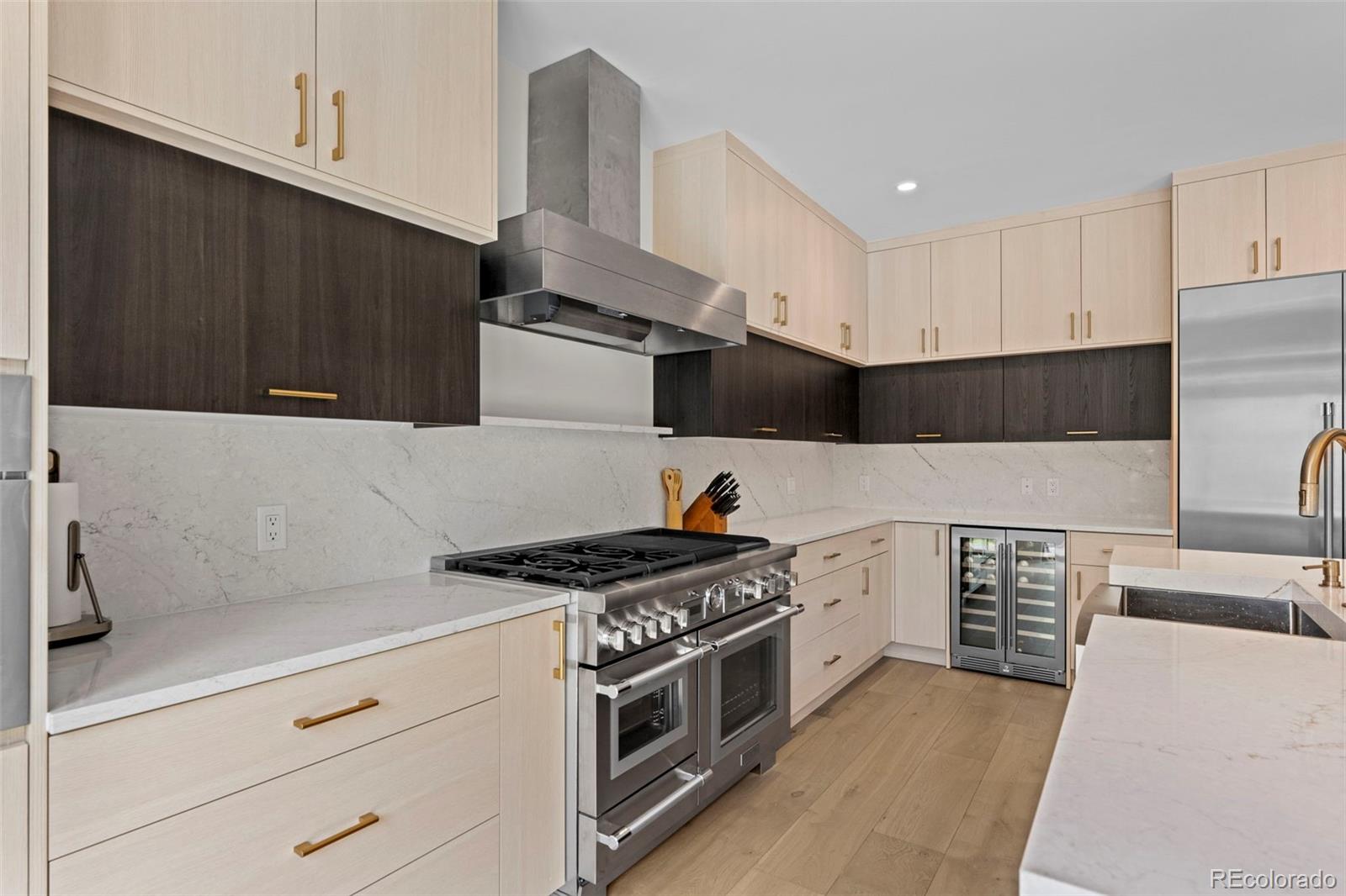 MLS Image #4 for 148 s grape street,denver, Colorado