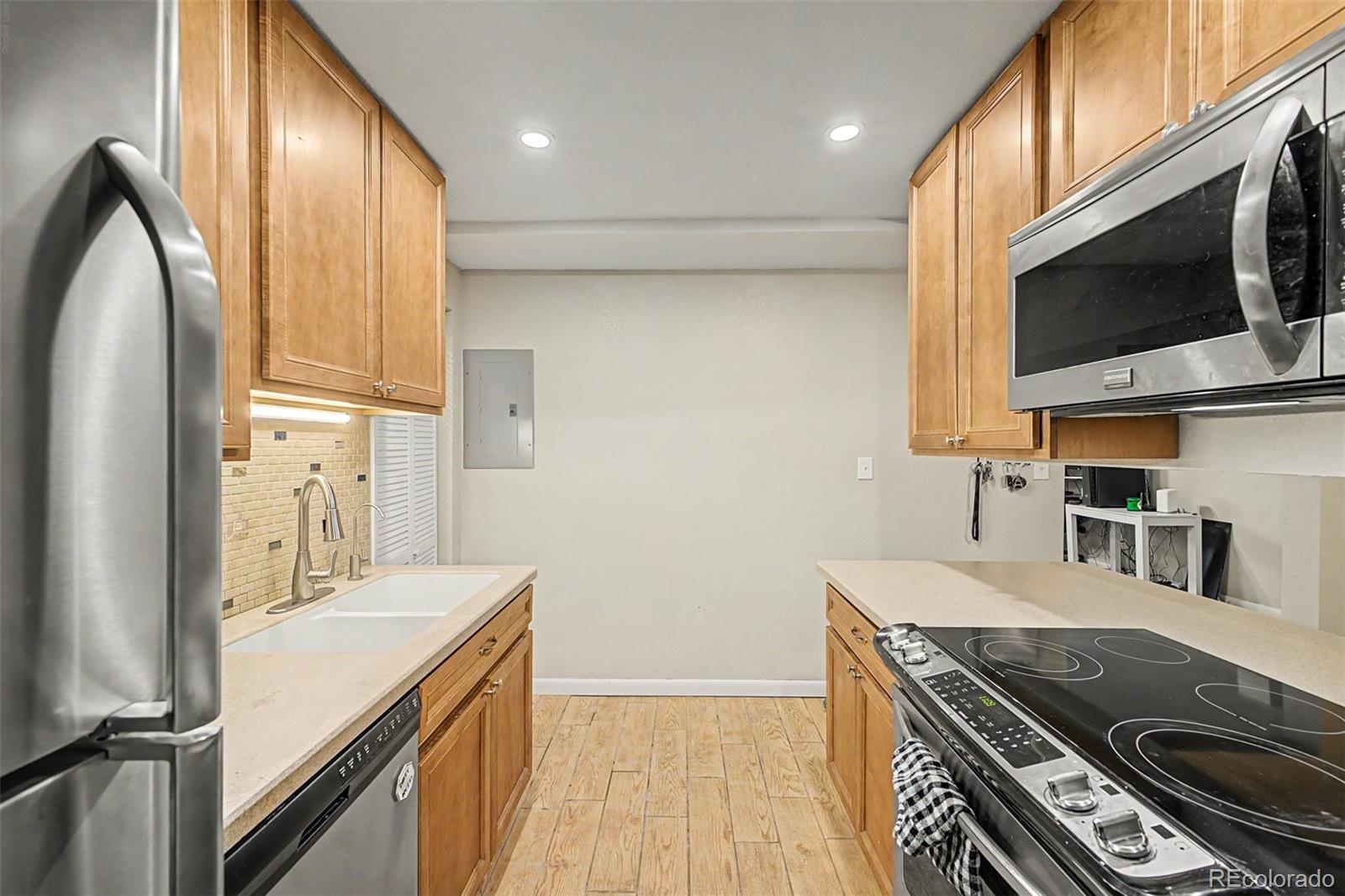 MLS Image #13 for 12100  melody drive,denver, Colorado