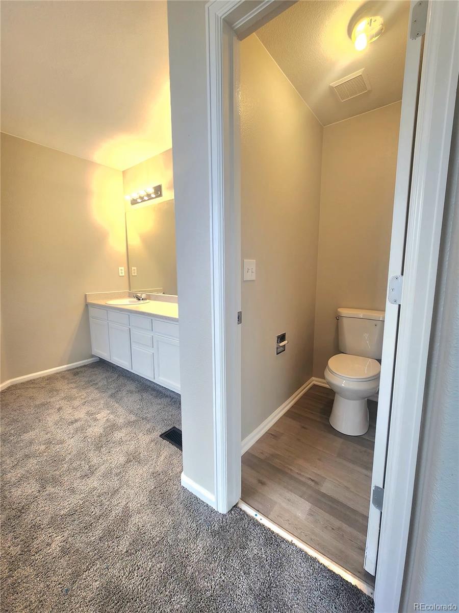 MLS Image #11 for 19913 e 59th avenue,aurora, Colorado