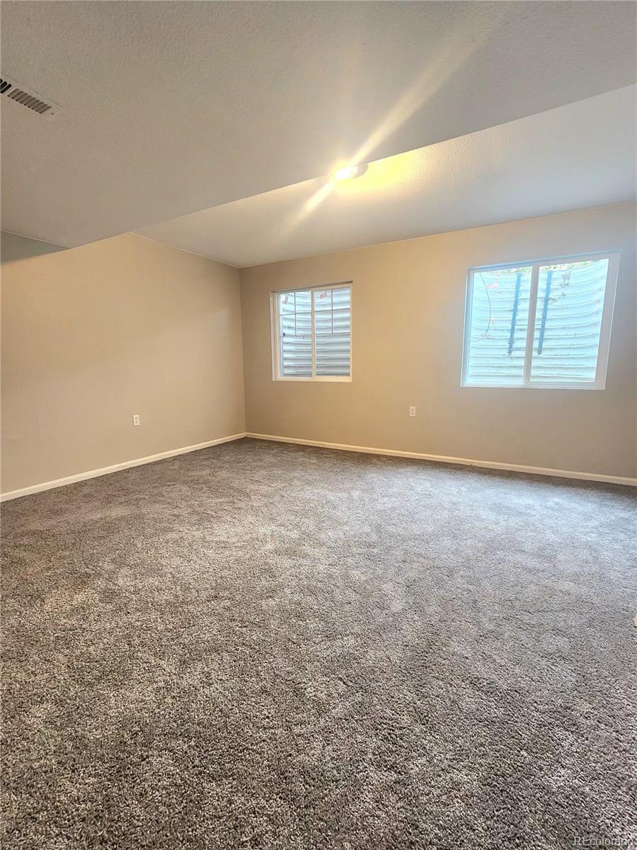MLS Image #15 for 19913 e 59th avenue,aurora, Colorado