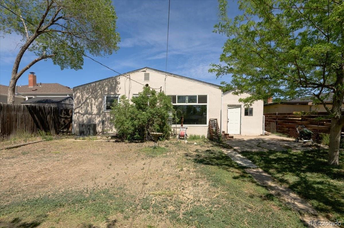MLS Image #18 for 920  central court,pueblo, Colorado