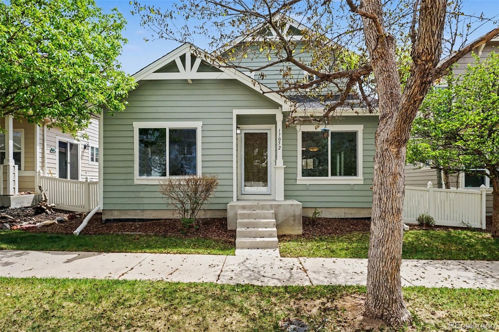 MLS Image #1 for 17052 e wyoming drive,aurora, Colorado