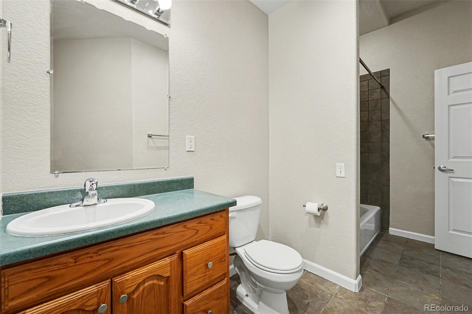 MLS Image #14 for 17052 e wyoming drive,aurora, Colorado