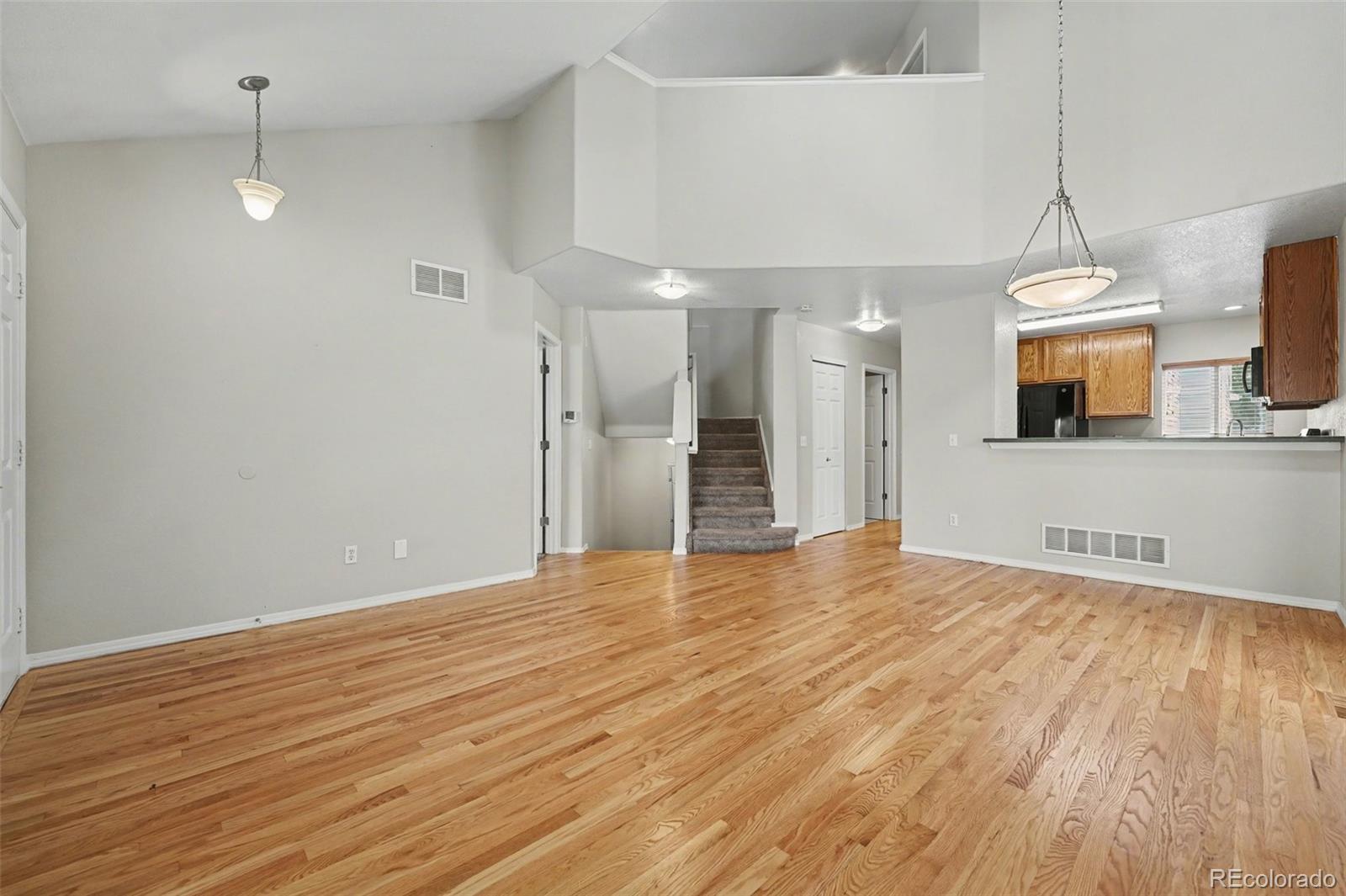 MLS Image #2 for 17052 e wyoming drive,aurora, Colorado