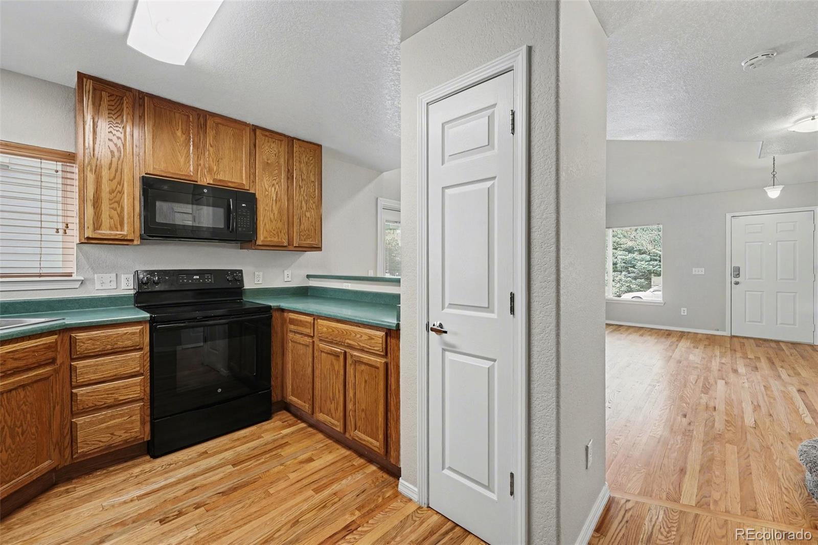 MLS Image #7 for 17052 e wyoming drive,aurora, Colorado