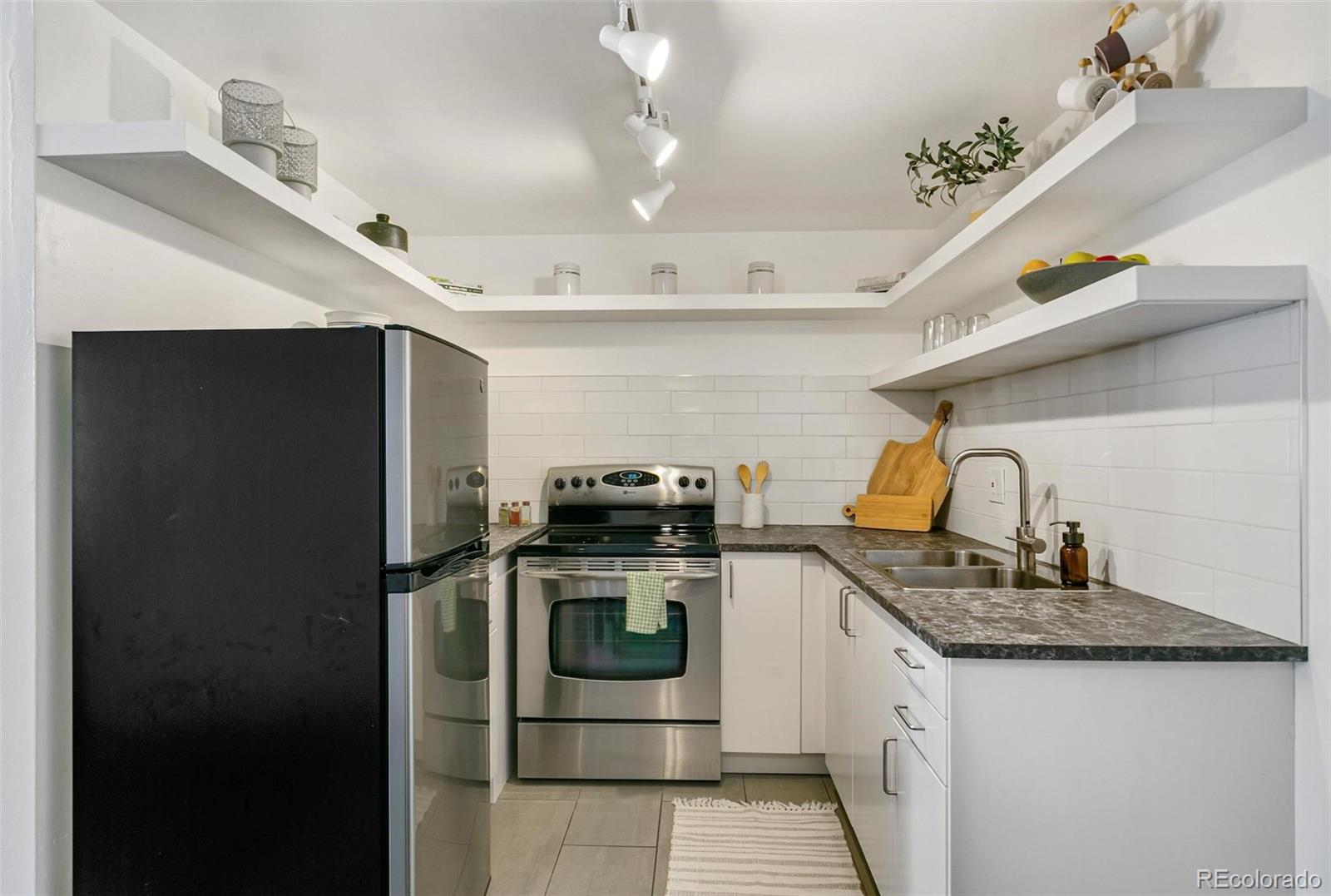 MLS Image #6 for 701 n pearl street 304,denver, Colorado
