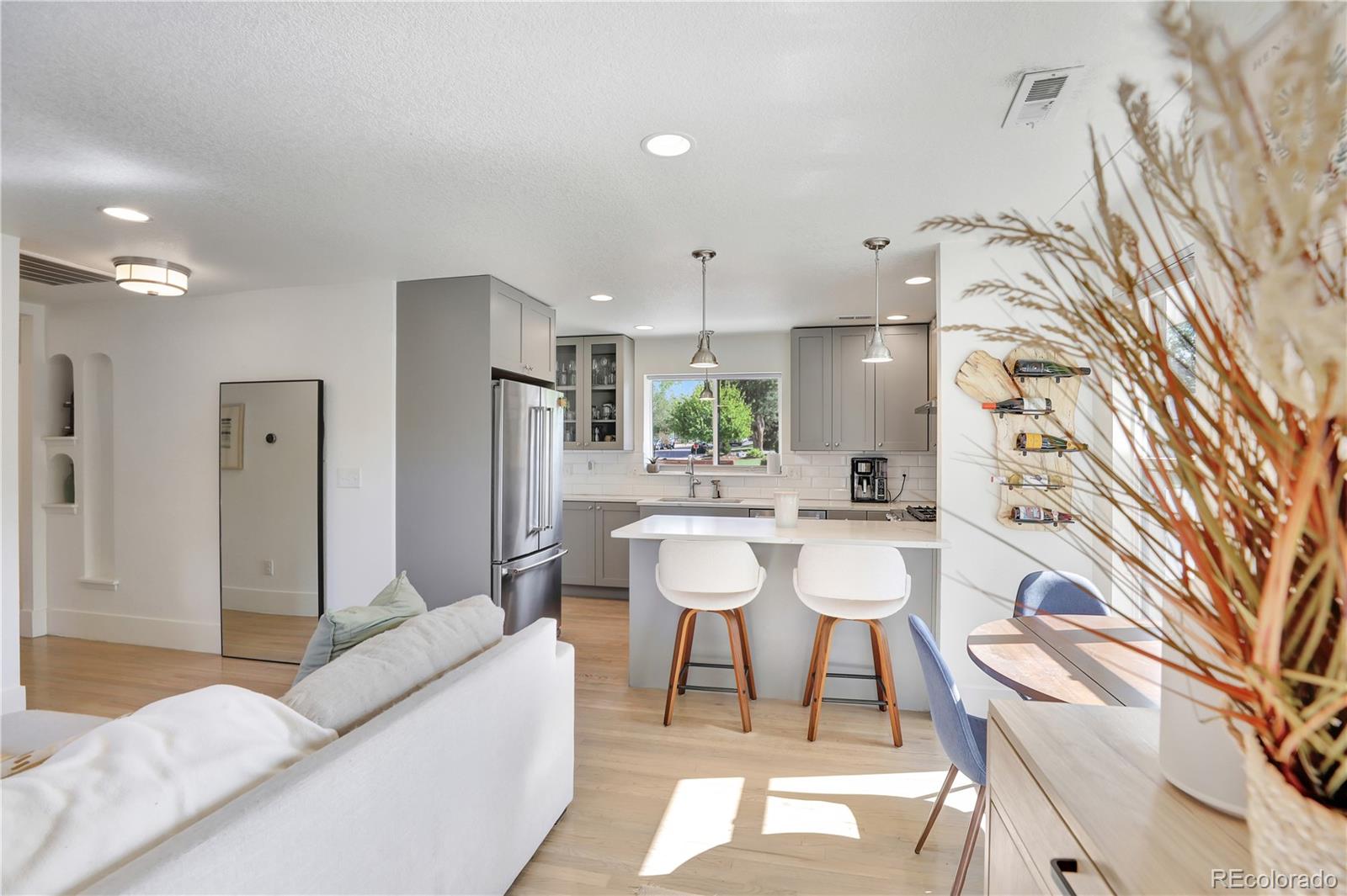 MLS Image #1 for 350  hudson street,denver, Colorado