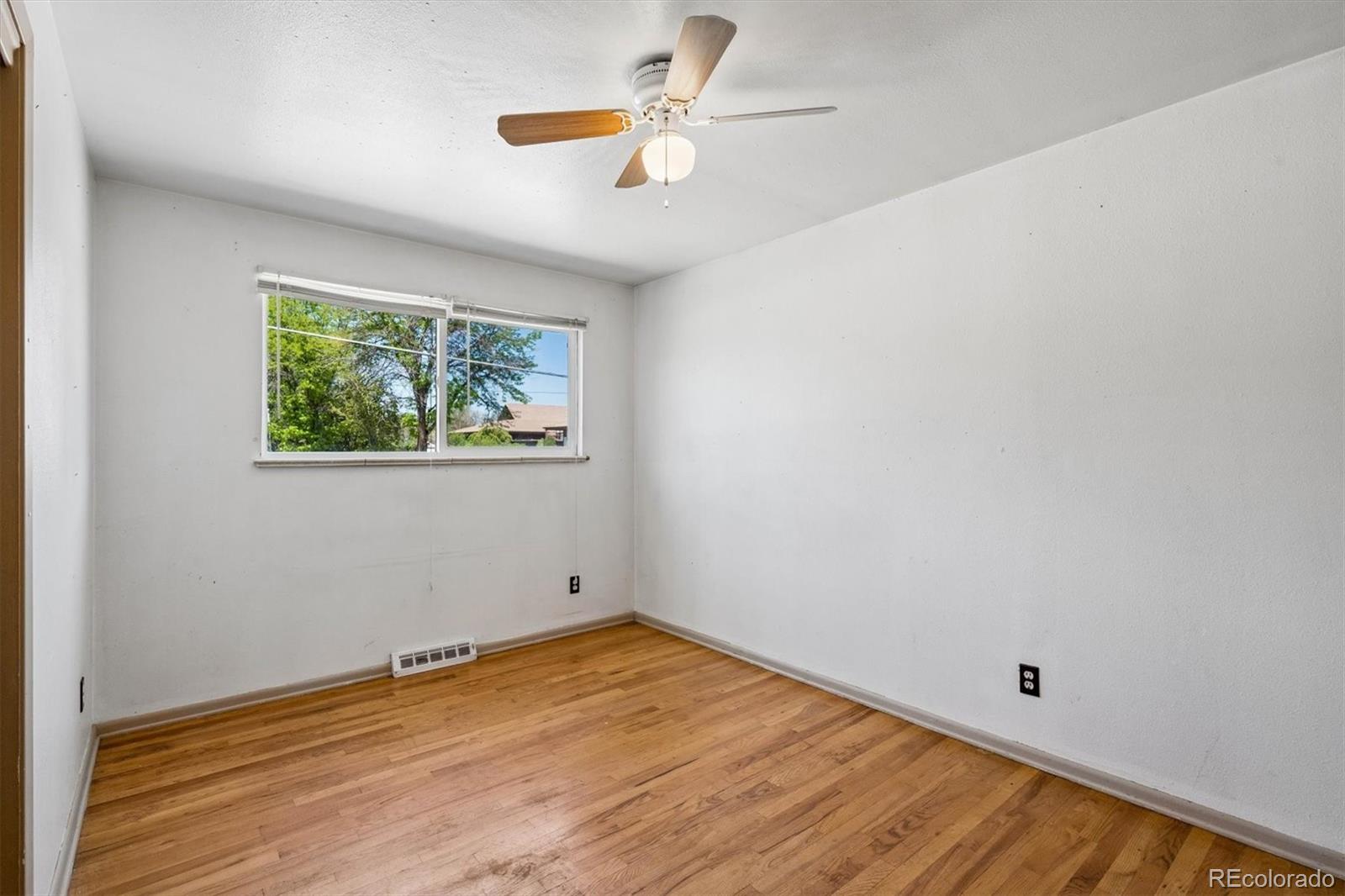 MLS Image #13 for 4810 w 60th avenue,arvada, Colorado