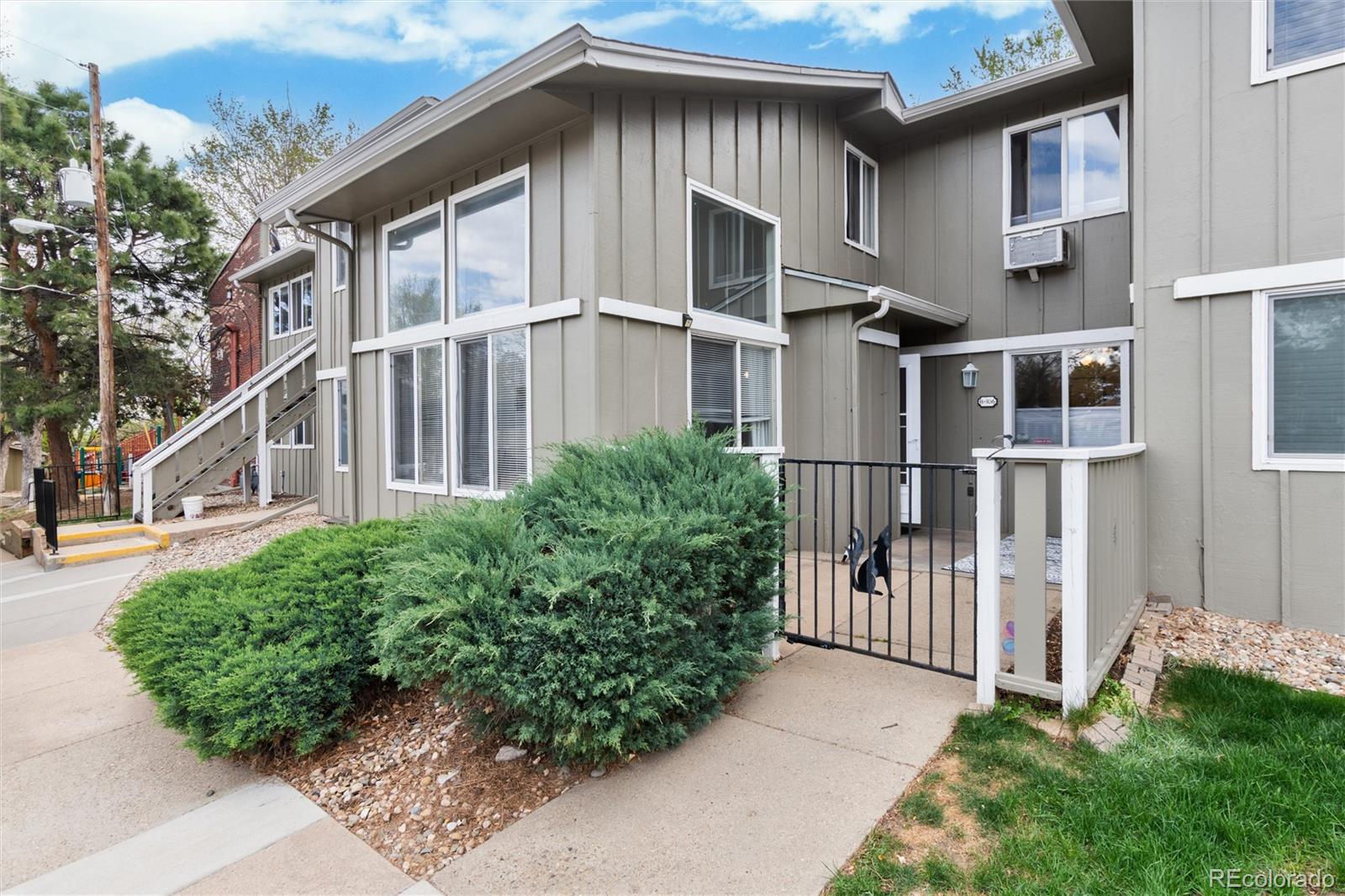 MLS Image #2 for 857 s van gordon court,lakewood, Colorado