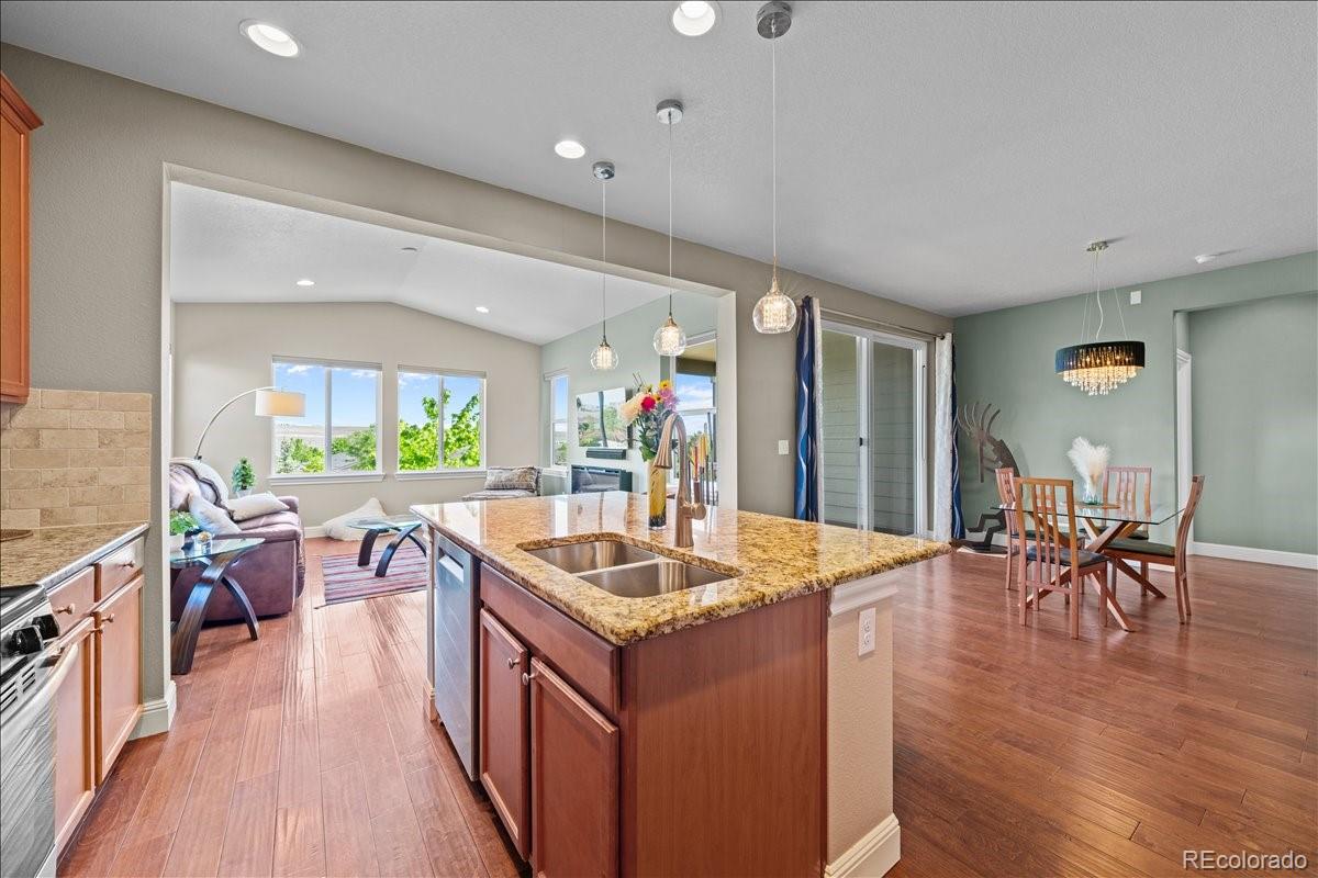 MLS Image #10 for 12345  sandstone court,broomfield, Colorado