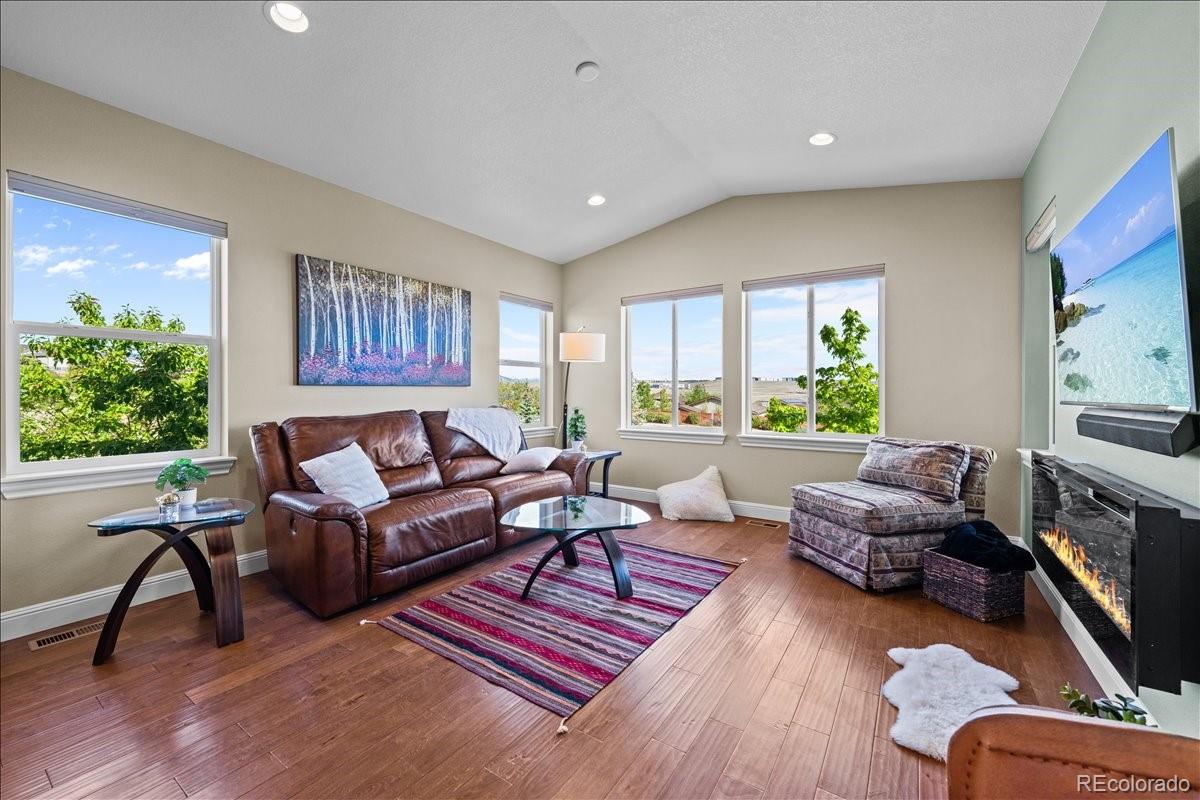 MLS Image #11 for 12345  sandstone court,broomfield, Colorado