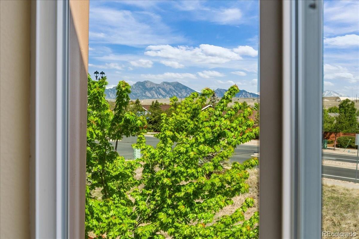 MLS Image #16 for 12345  sandstone court,broomfield, Colorado