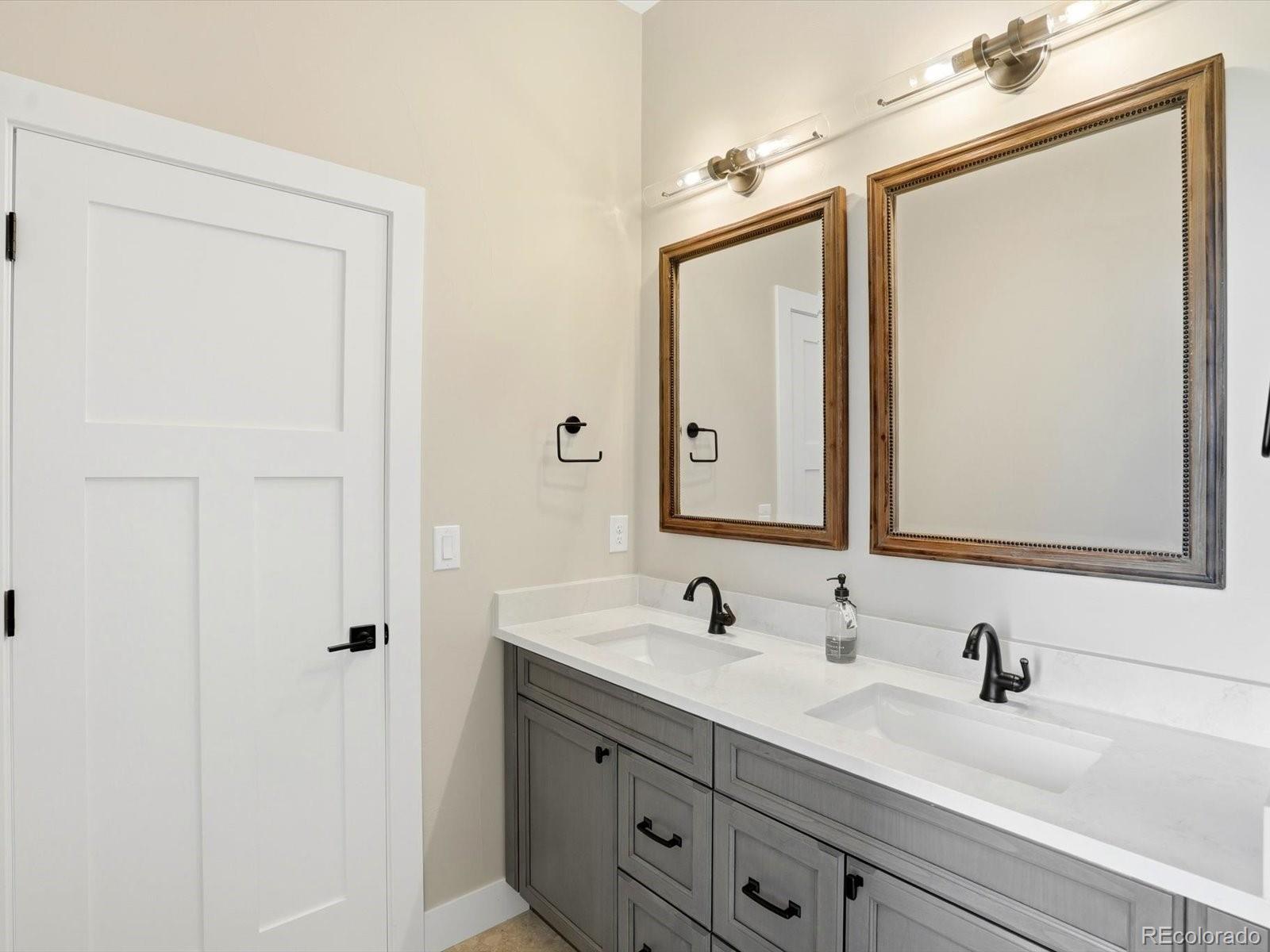 MLS Image #32 for 10929  elk horn run,littleton, Colorado
