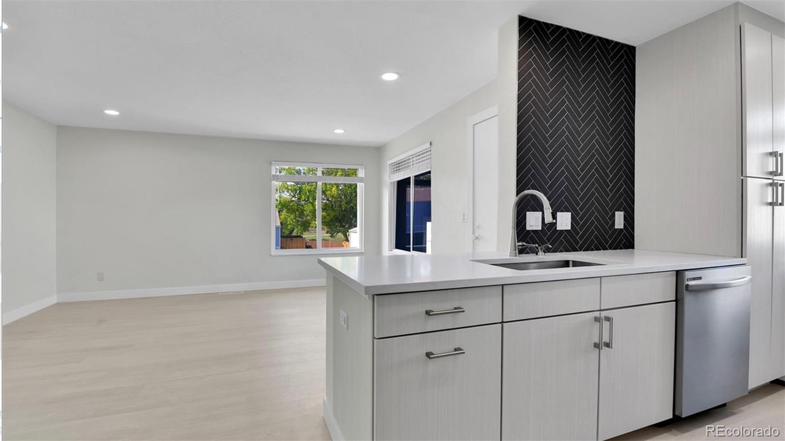 MLS Image #5 for 7917  chase circle,arvada, Colorado