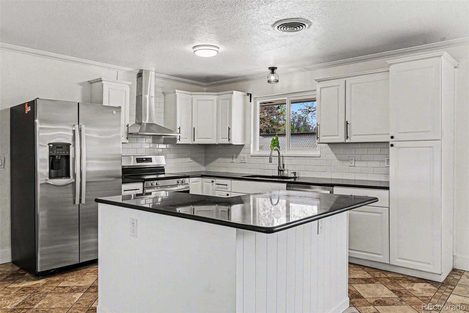 MLS Image #11 for 5350 w colorado place,lakewood, Colorado