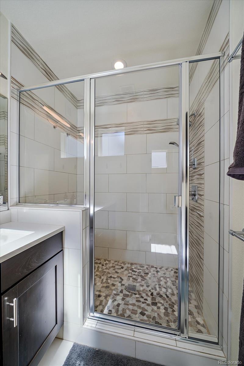 MLS Image #16 for 1340 n sheridan boulevard,denver, Colorado