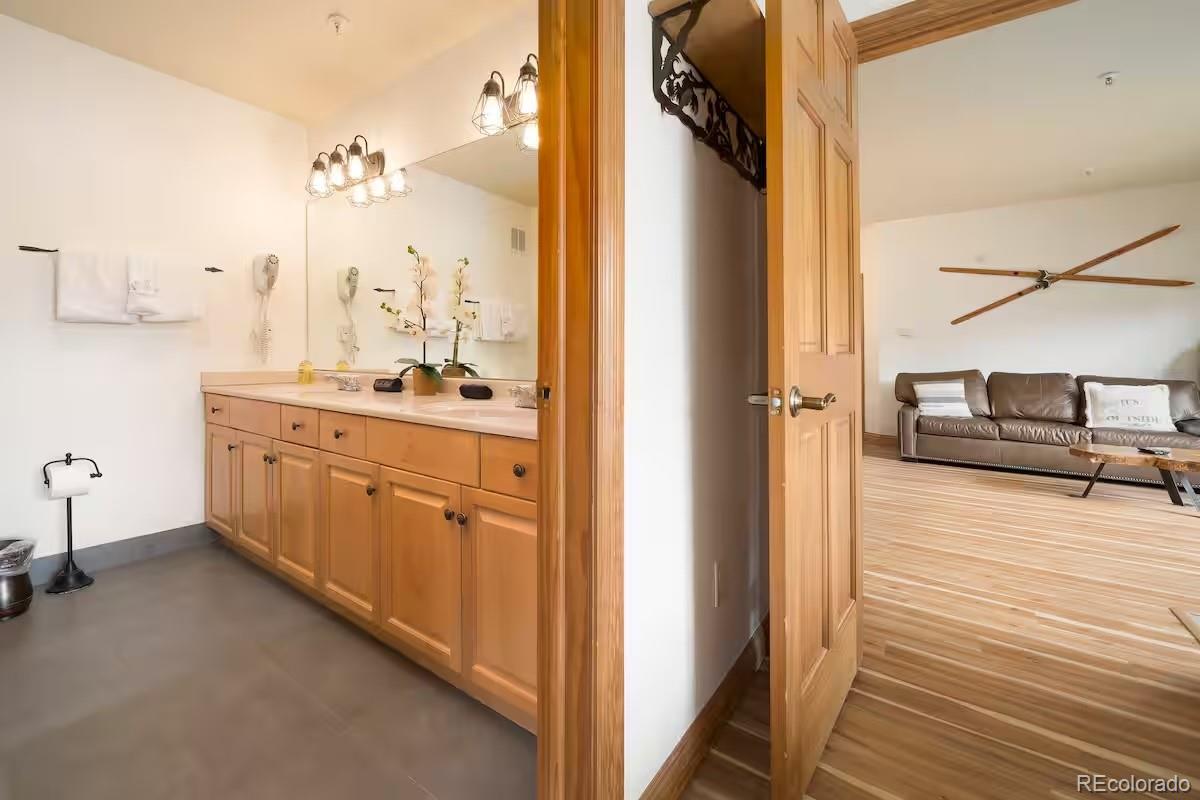 MLS Image #10 for 22714  us highway 6  5957,keystone, Colorado