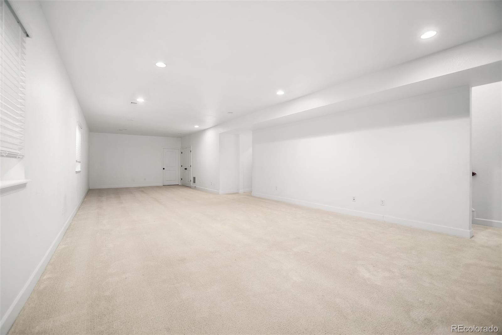 MLS Image #35 for 24777 e alamo place,aurora, Colorado