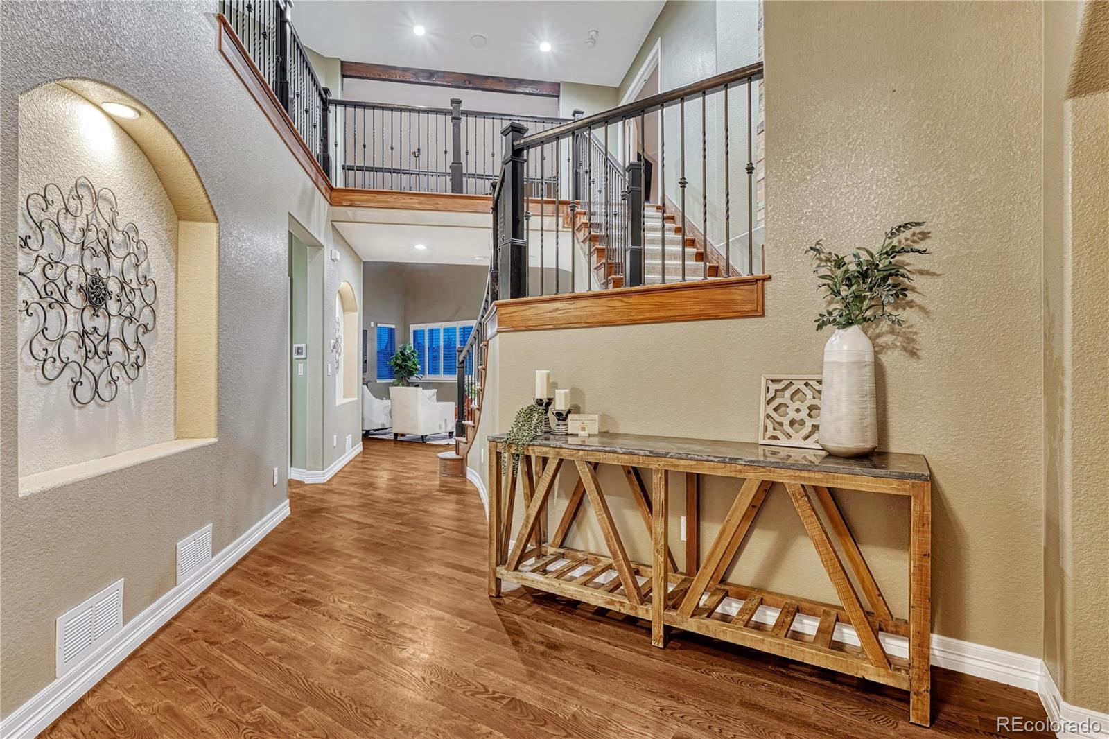MLS Image #3 for 27208 e jamison place,aurora, Colorado