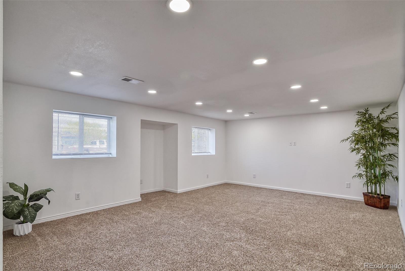 MLS Image #23 for 8246 s dover street,littleton, Colorado