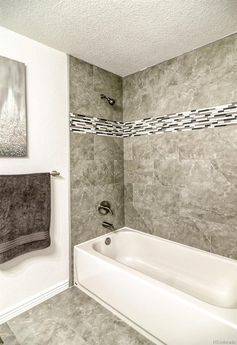 MLS Image #26 for 8246 s dover street,littleton, Colorado