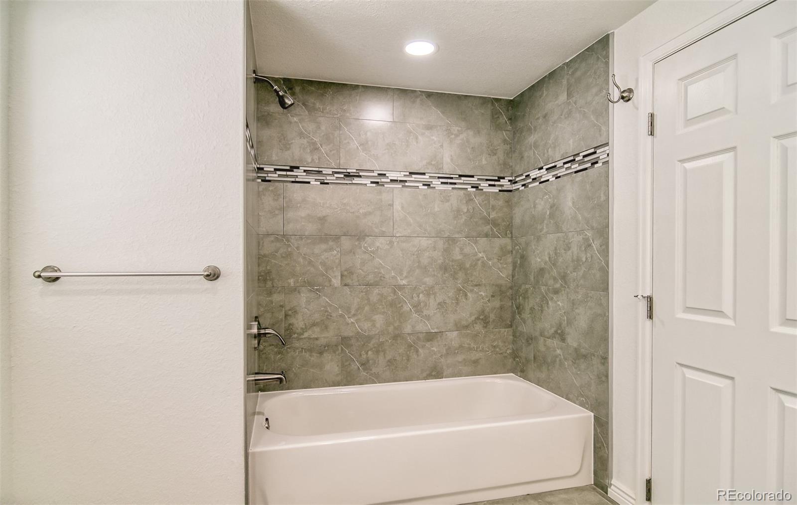 MLS Image #29 for 8246 s dover street,littleton, Colorado