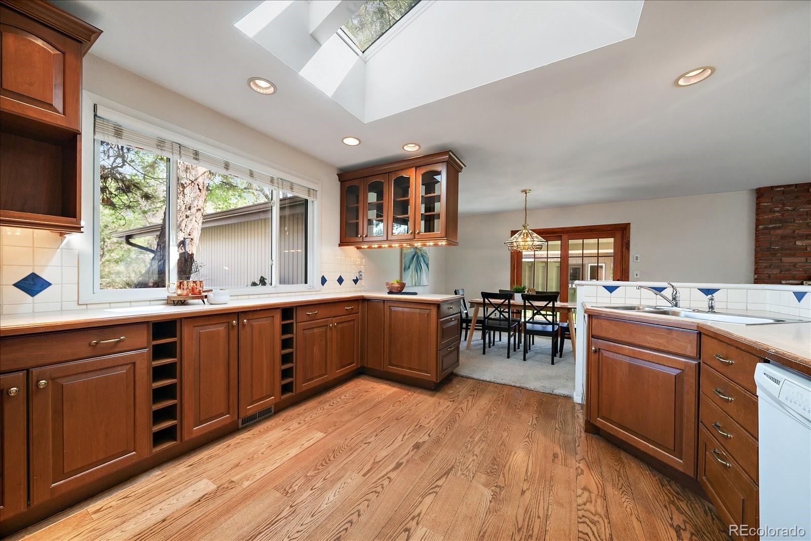MLS Image #11 for 6477 s hill street,littleton, Colorado