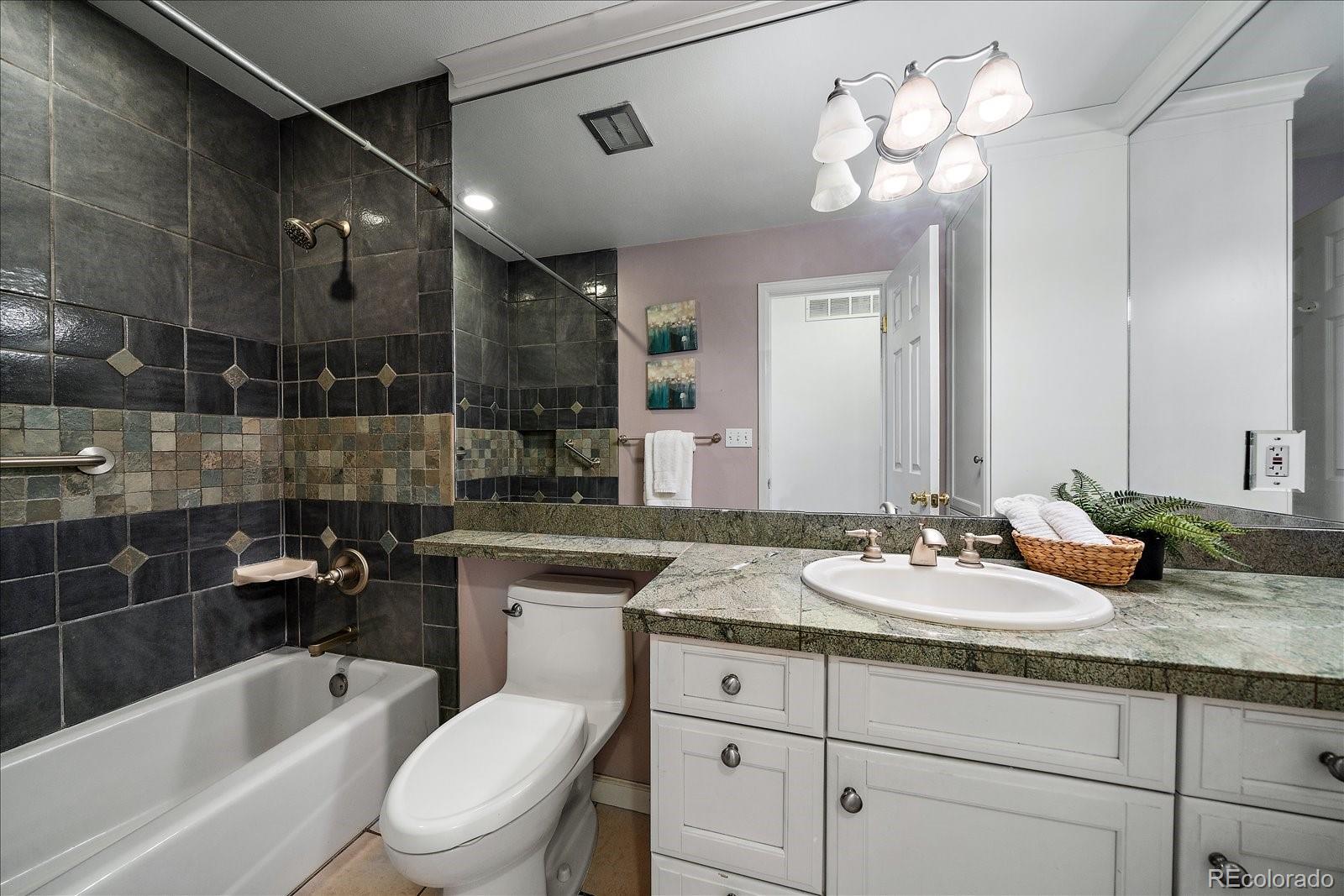 MLS Image #18 for 6477 s hill street,littleton, Colorado