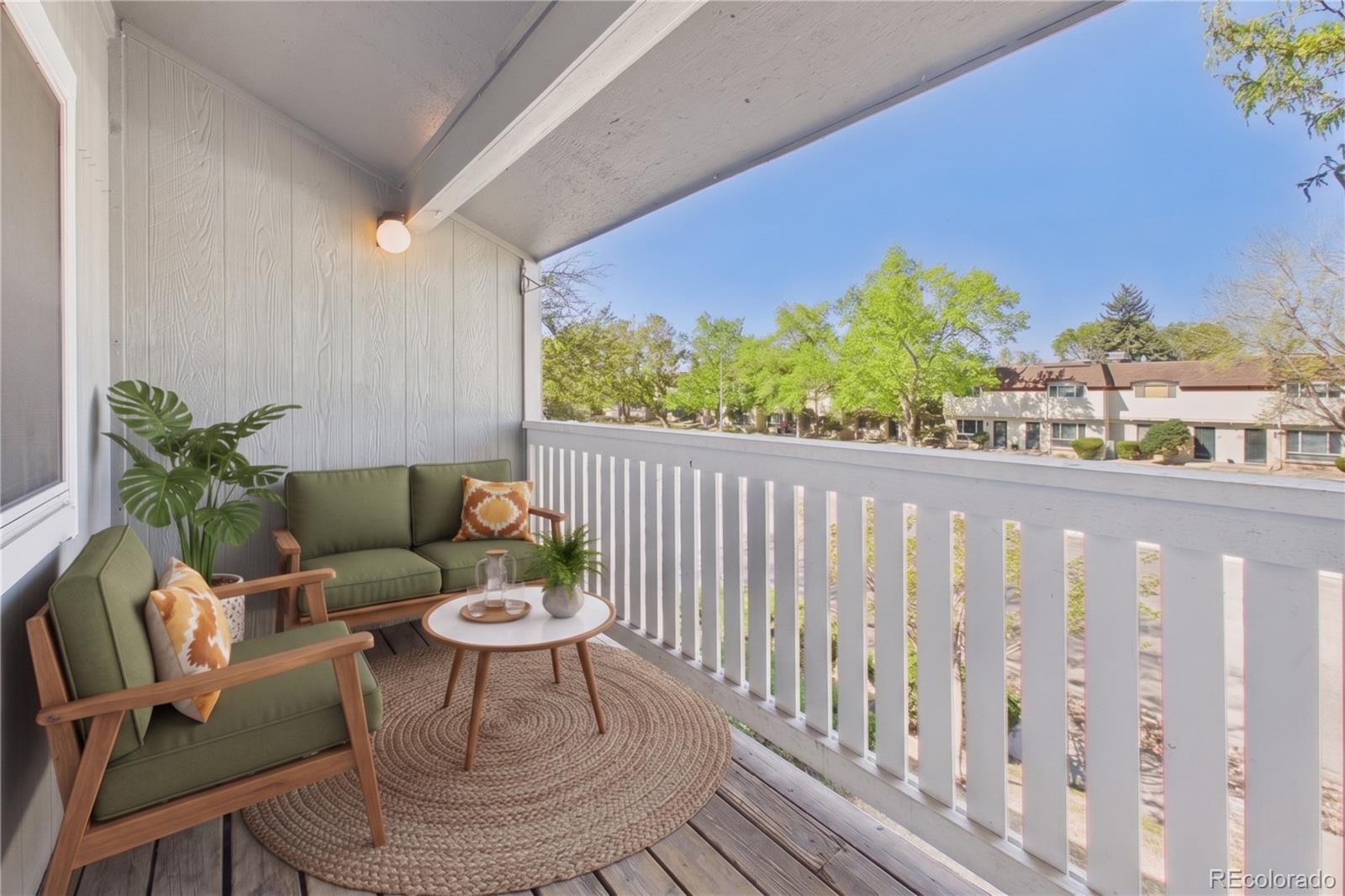 MLS Image #1 for 1140 s monaco parkway,denver, Colorado