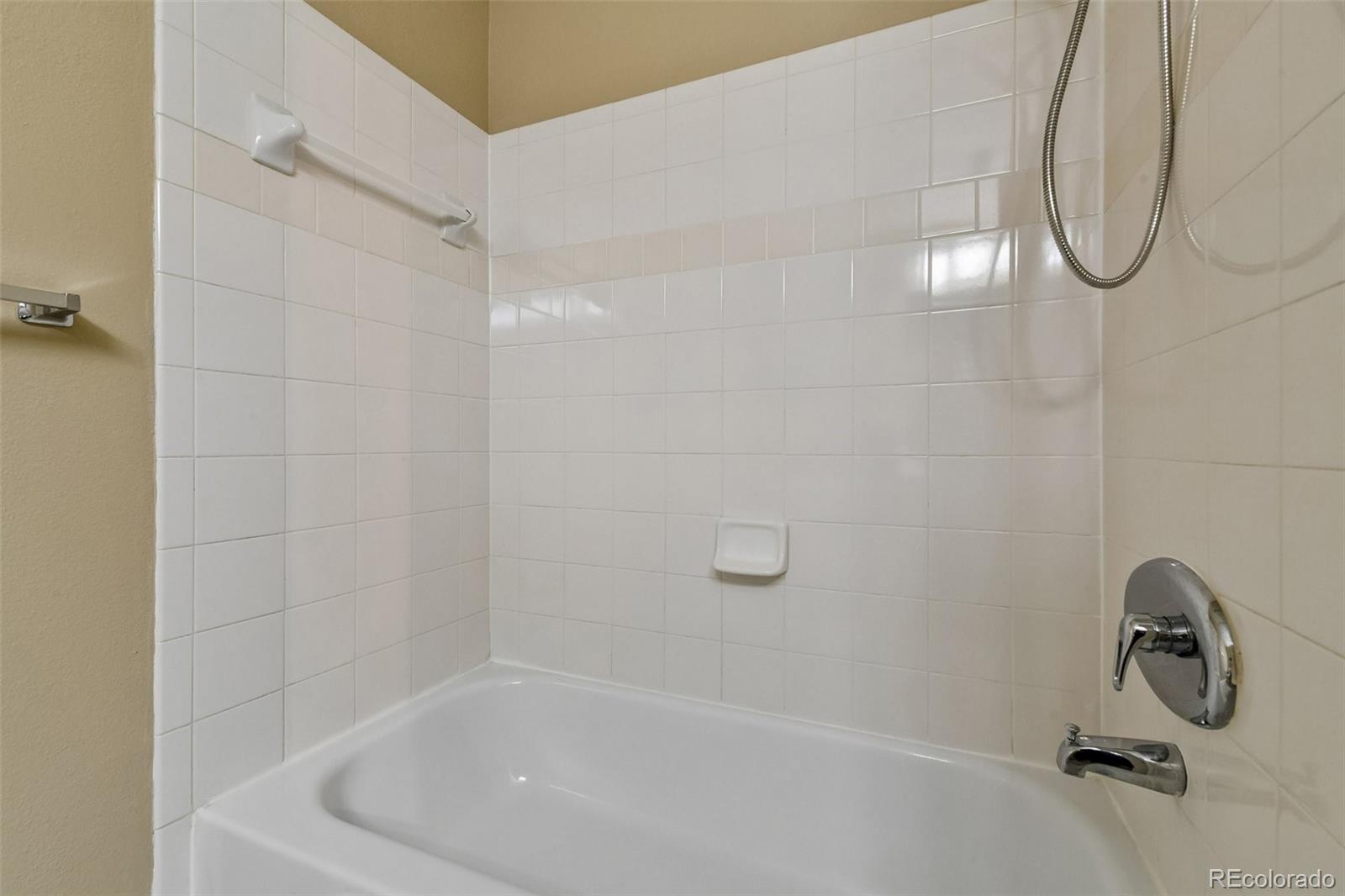 MLS Image #16 for 7438 s quail circle,littleton, Colorado