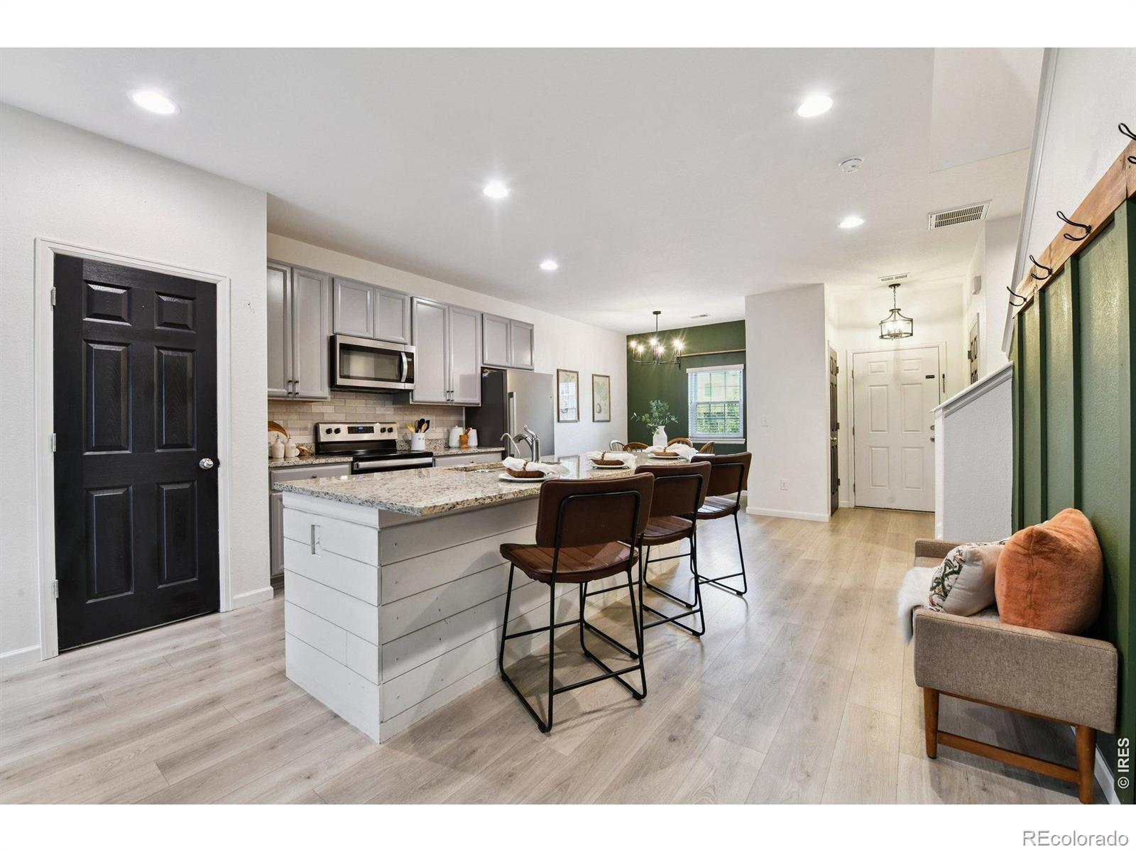 MLS Image #5 for 14700 e 104th avenue,commerce city, Colorado