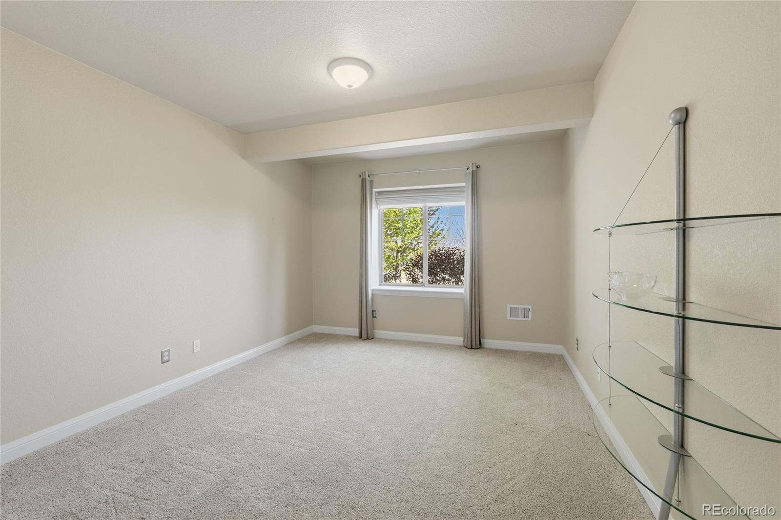 MLS Image #33 for 8120 s blackstone parkway,aurora, Colorado