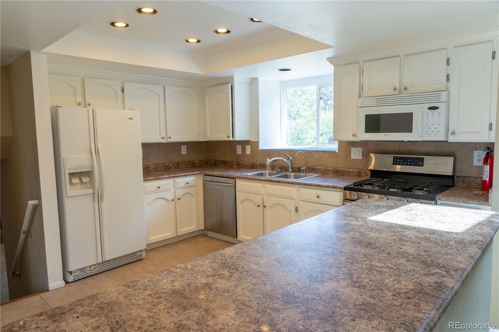 MLS Image #6 for 10650 w berry drive,littleton, Colorado