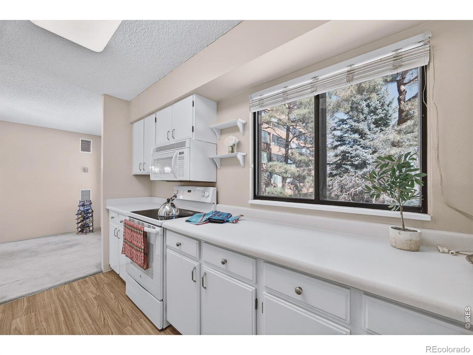 MLS Image #16 for 1850  folsom street,boulder, Colorado