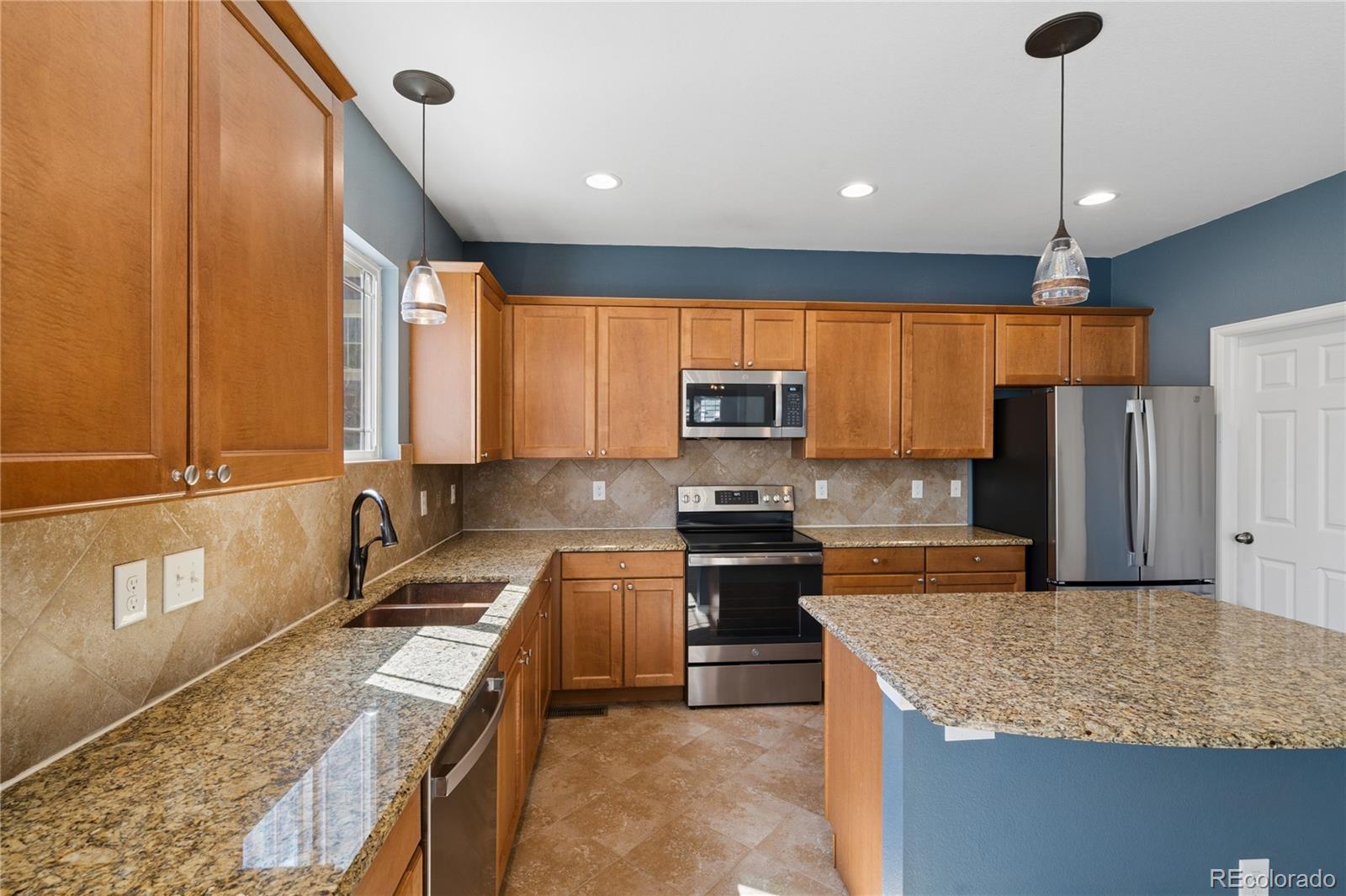 MLS Image #12 for 5054 s shawnee street,aurora, Colorado