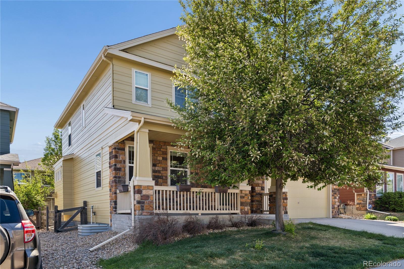 MLS Image #2 for 5054 s shawnee street,aurora, Colorado