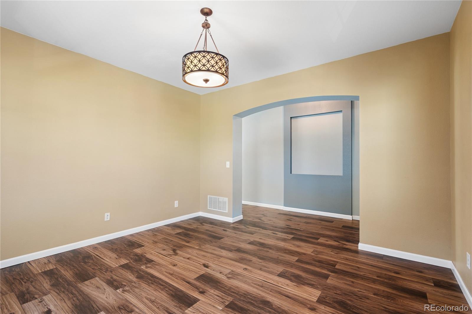 MLS Image #6 for 5054 s shawnee street,aurora, Colorado